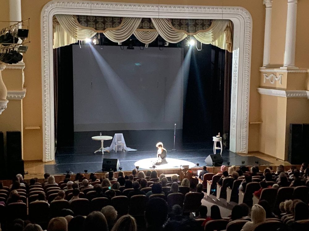 Поставка кабины для тифлокомментирования для Липецкого  театра драмы им. Л.Н.Толстого