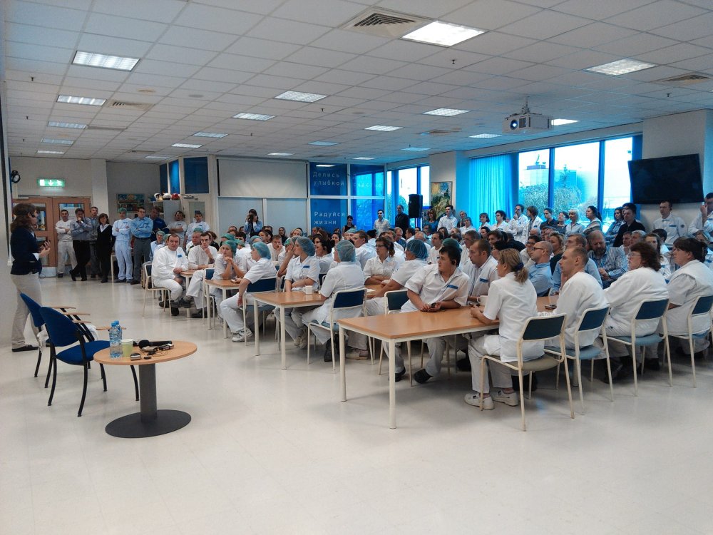 Выступление Памелы Марс