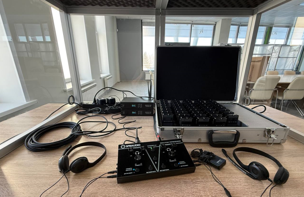 Поставка комплектов Синхронного перевода для Уярского сельскохозяйственного техникума