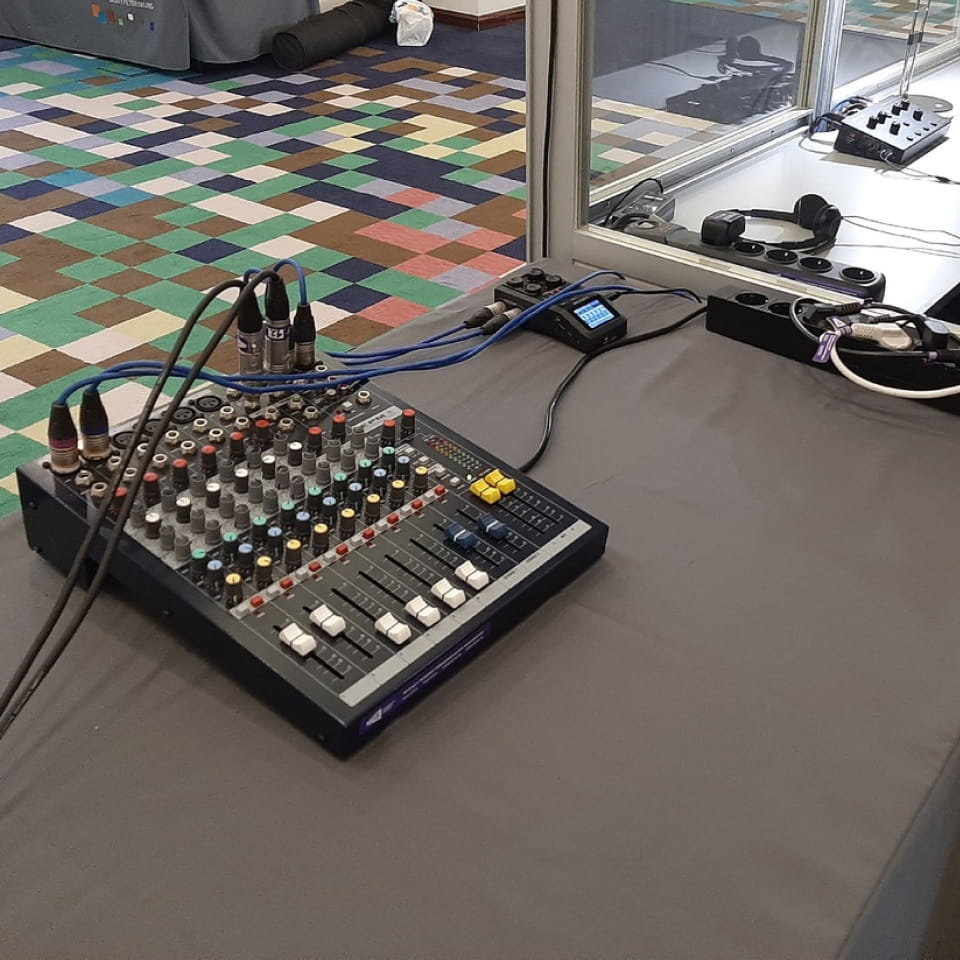 Микшер Soundcraft EPM6 в Cromi