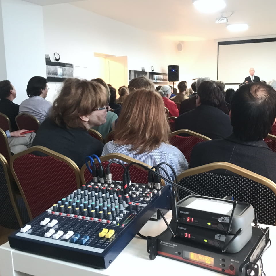 Микшер Soundcraft EPM6 в аренду в Cromi