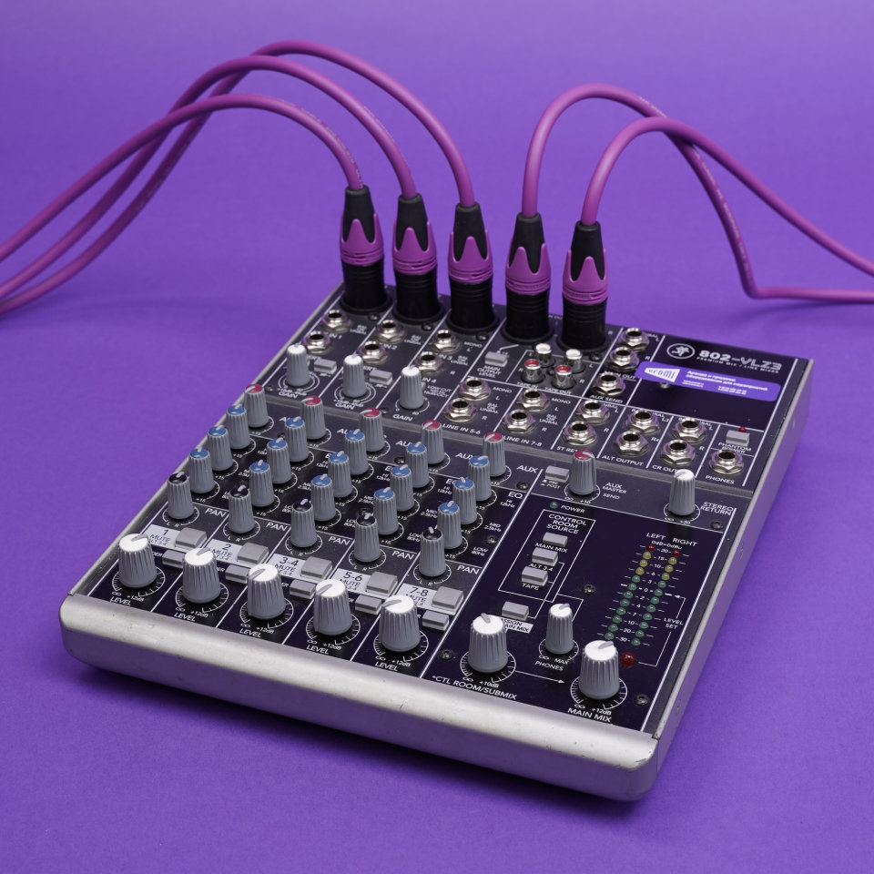 Микшер Mackie 802 VLZ 3 в аренду в Cromi