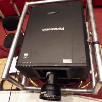 Проектор PANASONIC PT-RZ12K в аренду в Cromi
