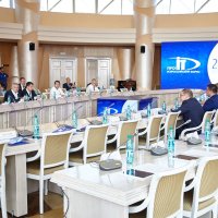 Дискуссионный пульт с микрофоном Bosch DCN-DISL в аренду