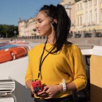 Приемник с наушником Reinvox в аренду в Cromi