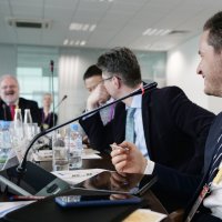 Продажа конференц-систем, конгресс-микрофоны Reinvox купить