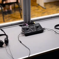 Комплект синхронного перевода 2 языка и 45 приемников