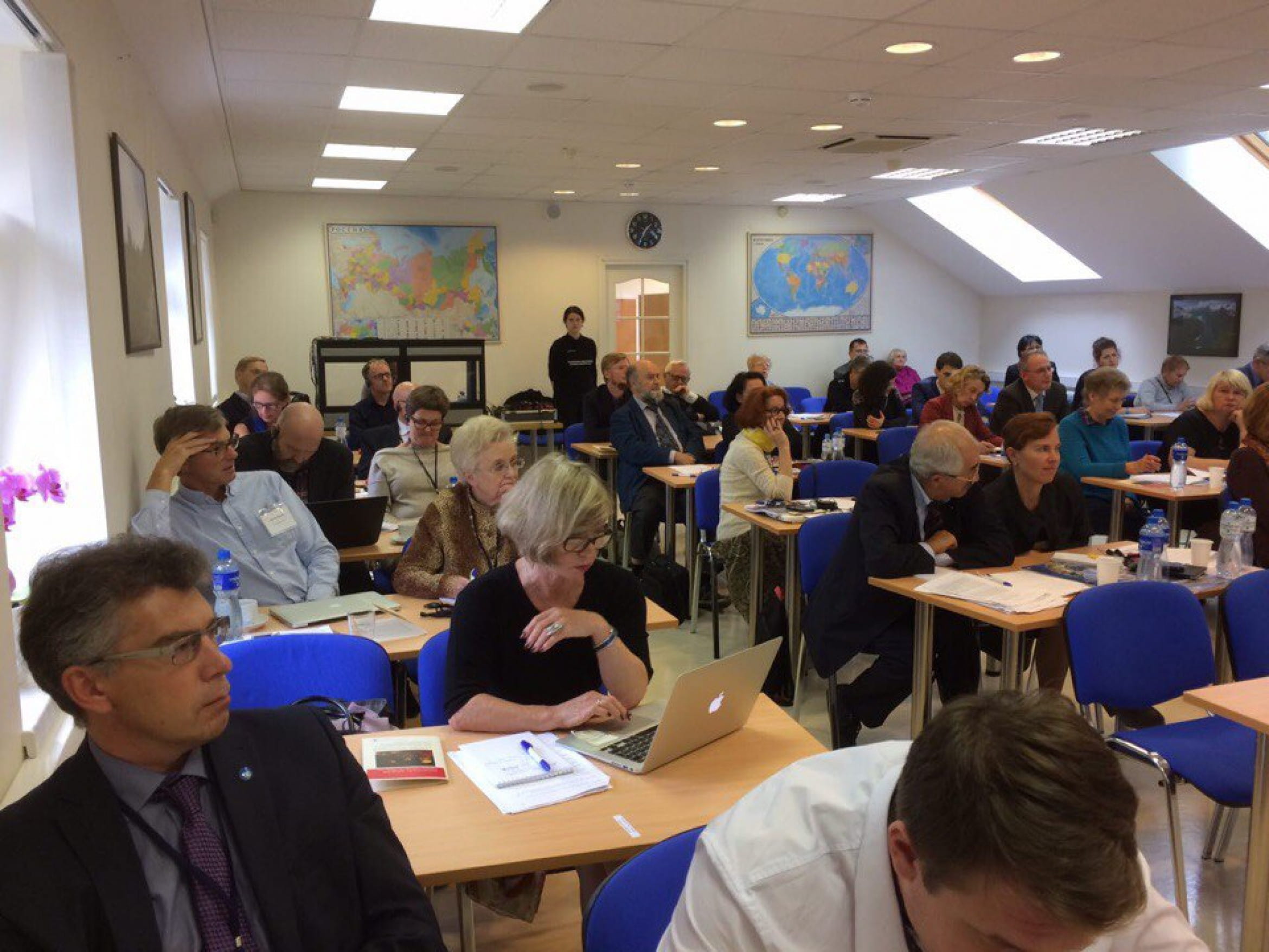 Международная неформальная встреча