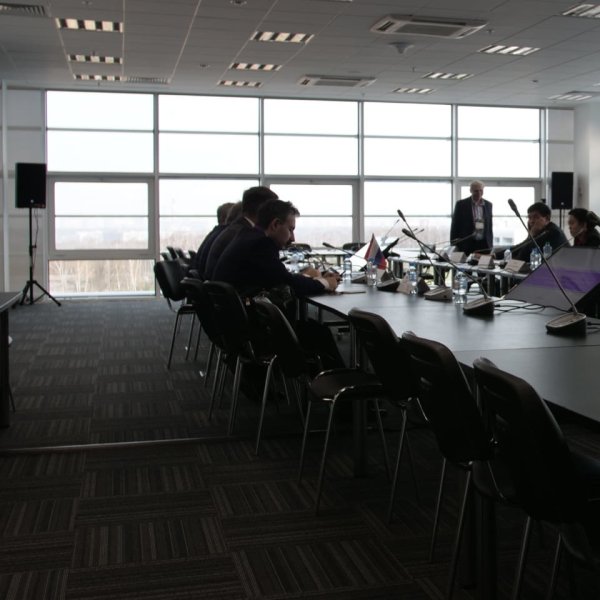 Electro-Voice ELX112P в аренду в Cromi