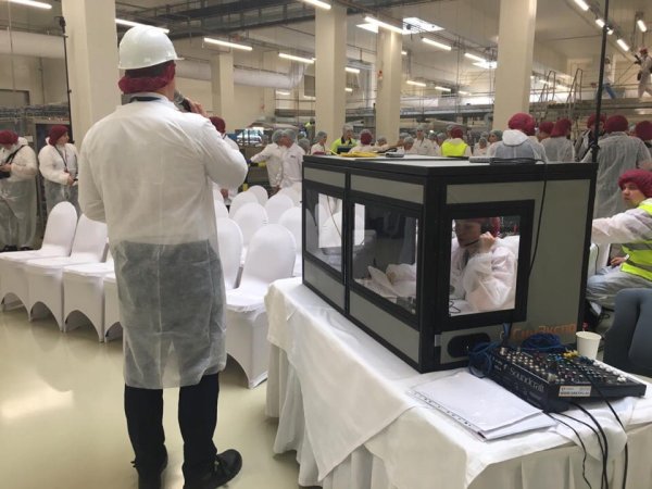 Кабина для переводчиков