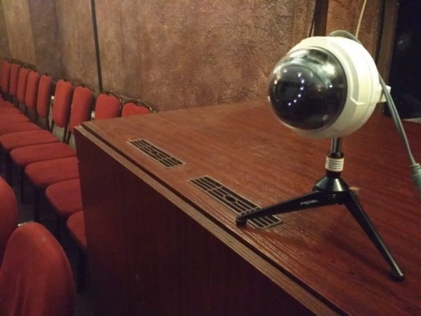Спектакль с прямым тифлоомментированием в драматическом театре