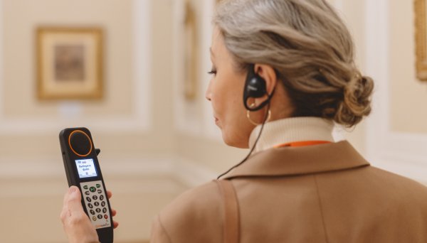 Поставка аудиогидоыв для Высшей школы народных искусств