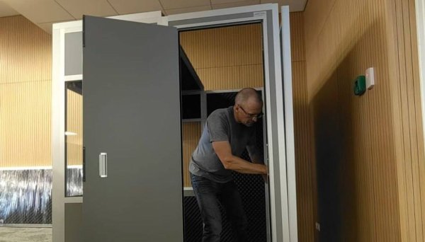 Кабина переводчиков SPBAUDIO