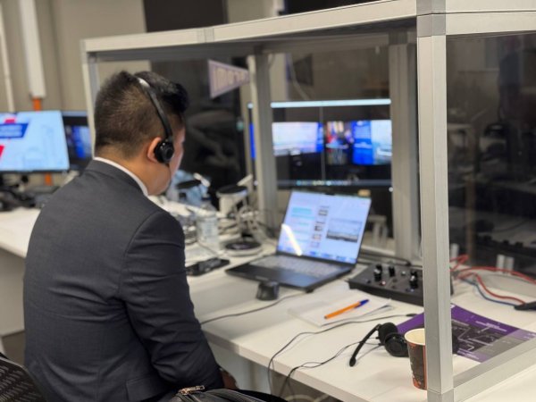 Оборудование для синхронного перевода для форума Культура образования