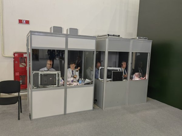 кабина переводчиков на мероприятии XXVII Российская агропромышленная выставка "Золотая осень"