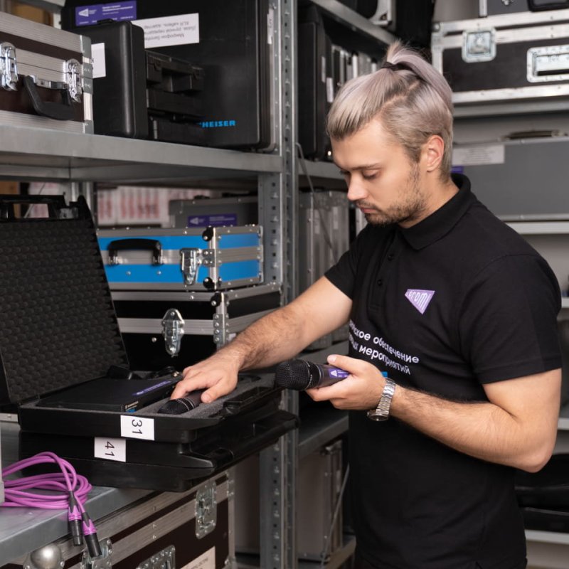 Ручной радиомикрофон Sennheiser EW145 G3 в аренду в Cromi