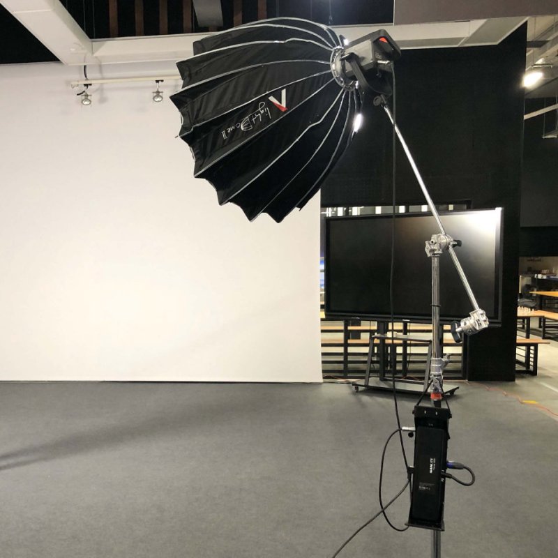 Aputure Light Dome II в аренду в Cromi