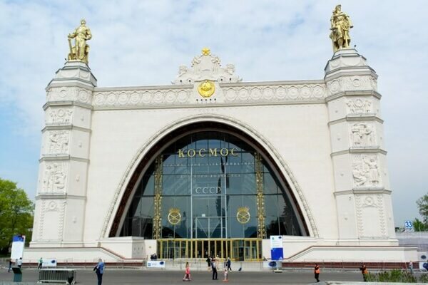 вднх космос