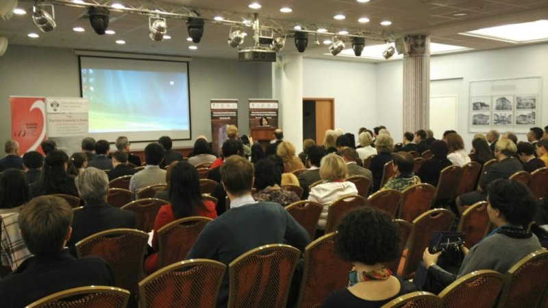 Приемники REINVOX в зале гостиницы Октябрьская